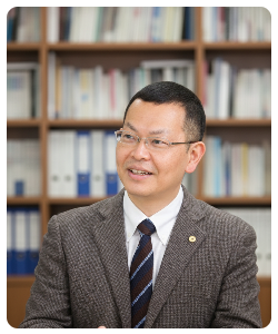 行政書士小林大祐