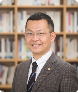 行政書士小林大祐